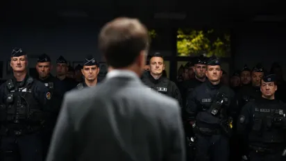 Дві країни ведуть переговори про відправку миротворчих військ до України - фото