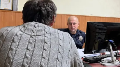 На Дніпропетровщині чоловік забив до смерті літню жінку - фото