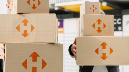 Військові зможуть отримувати посилки за 1 грн: деталі - фото