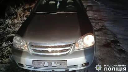 Смертельна ДТП на Хмельниччині: п’яний водій переїхав чоловіка та втік - фото