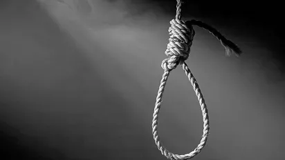 На Львівщині 13-річна дівчинка скоїла самогубство: поліція розпочала розслідування - фото