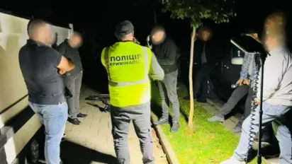 На Івано-Франківщині викрили схему переправлення ухилянтів через гори - фото