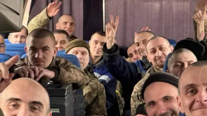 Відбувся великий обмін — 150 українських військовополонених повернули додому - фото