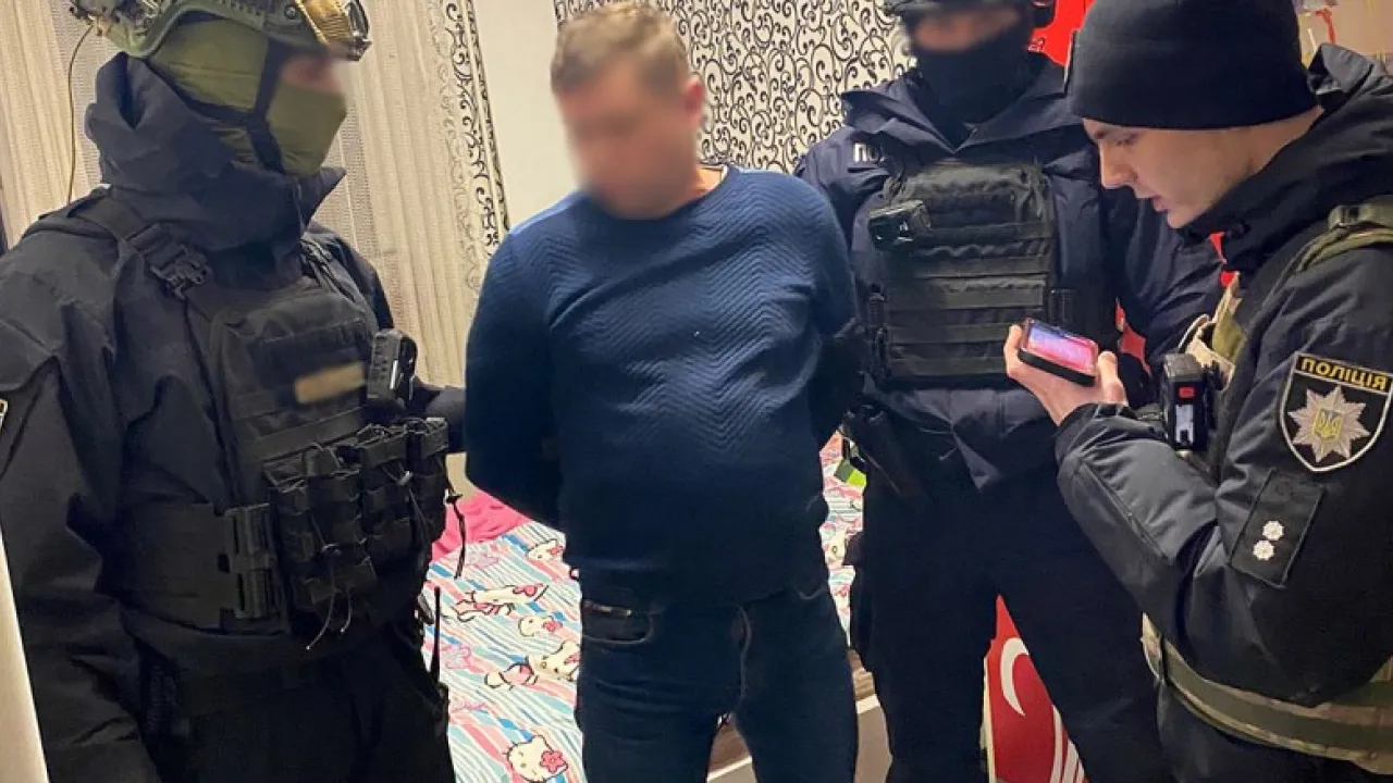 У Чернігові чоловік напав на військового ТЦК: поліція затримала зловмисника 