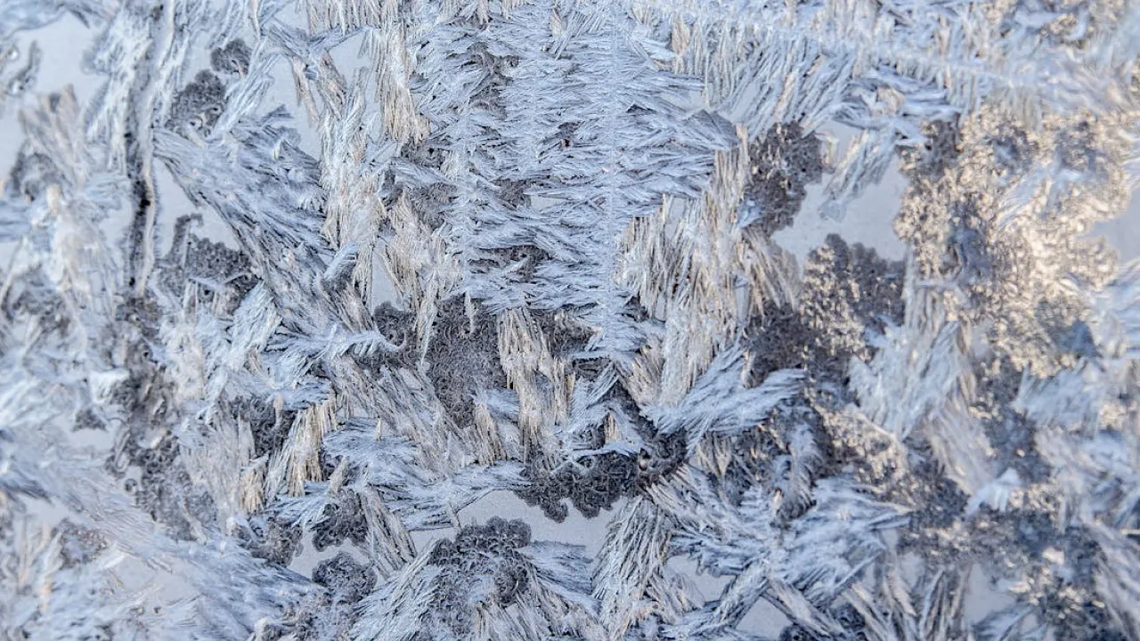 Вночі в Україні влупить до -11°: синоптикиня назвала області, де буде найхолодніше 