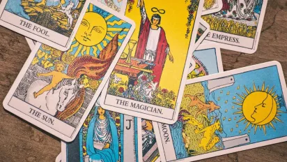 Гороскоп на 12 лютого 2025 року за картами Таро для всіх знаків Зодіаку - фото