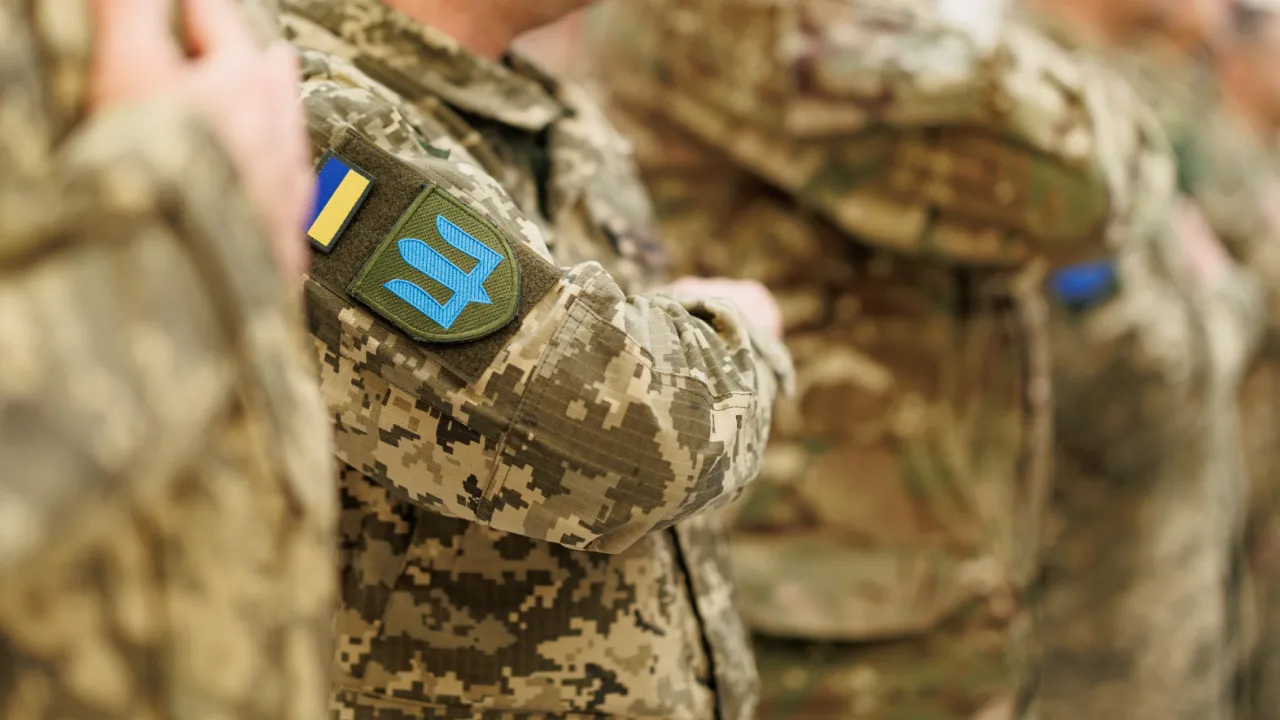Міноборони запустило контракти для українців 18-24 років: які умови їм пропонують 