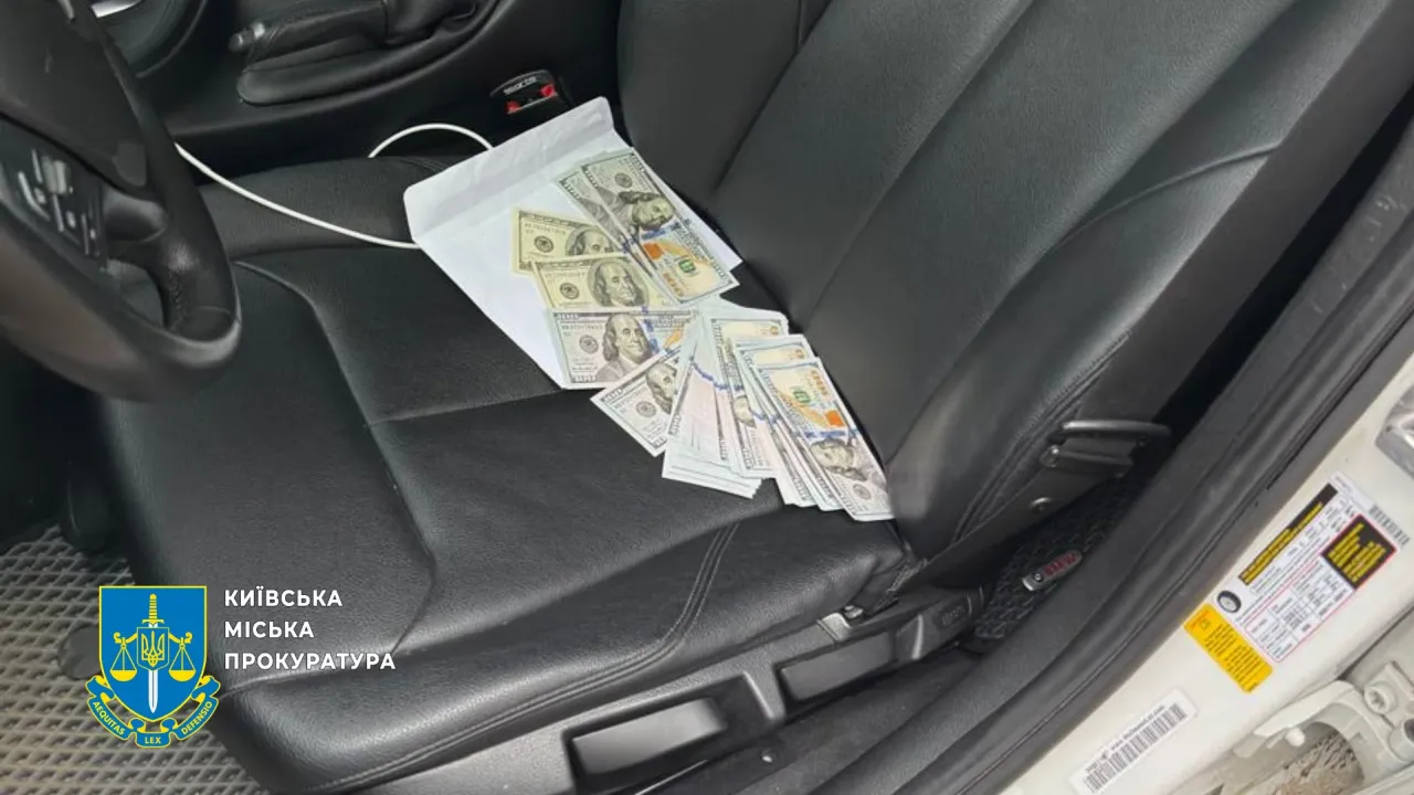 У Києві затримано росіянку, яка за $12 тис. переправляла ухилянтів до ЄС 