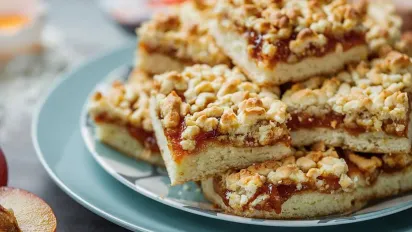 Ніжний тертий пиріг на маргарині: смачний рецепт - фото