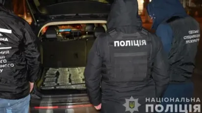 В Одесі чоловік за 15 000 доларів оформляв "відстрочку від мобілізації" - фото