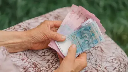 В Україні деяким пенсіонерам зменшать виплати: до чого готуватися - фото