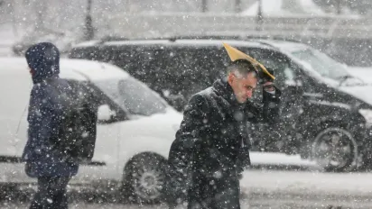 Навалить до 10 см снігу: в Україні через негоду запровадили жовтий рівень небезпеки - фото