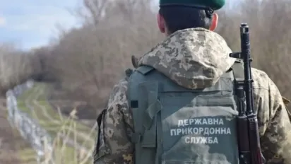 На Закарпатті п’яний прикордонник влаштував стрілянину: що відомо - фото