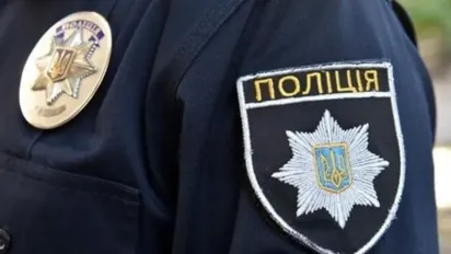 Розбещував малолітніх дівчаток: на Закарпатті поліція затримала 52-річного чоловіка - фото