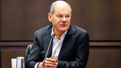 Шольц висловився щодо демілітаризації України - фото