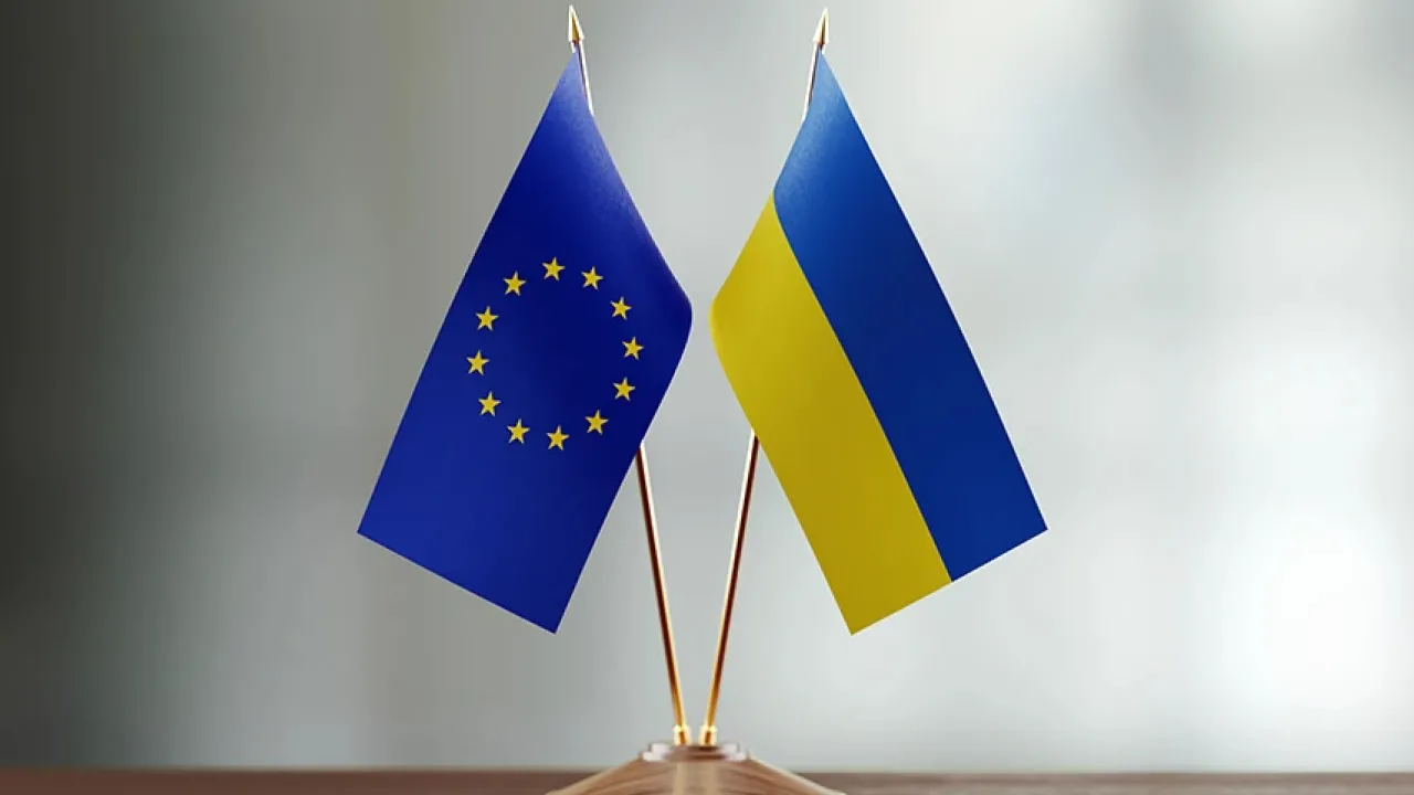 ЄС працює над пакетом військової допомоги Україні на 20 мільярдів євро, - Bloomberg 