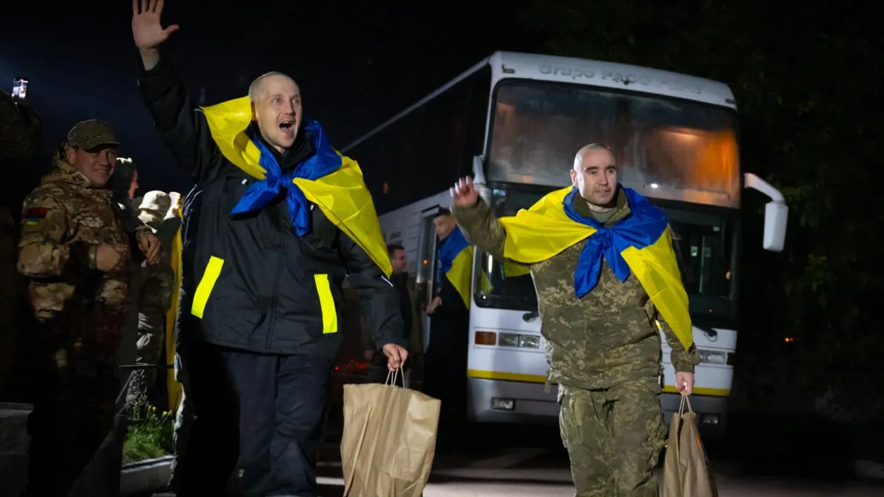 росія відмовилась обмінювати "азовців" і морпіхів, - Координаційний штаб 