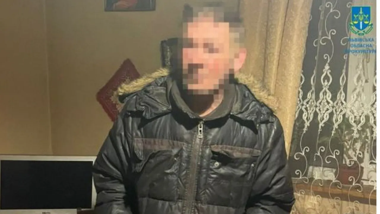 На Львівщині чоловік побив знайомого кочергою і відрубав йому руку 