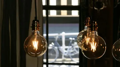 Скільки доведеться заплатити за світло з 1 березня: тарифи на електроенергію - фото