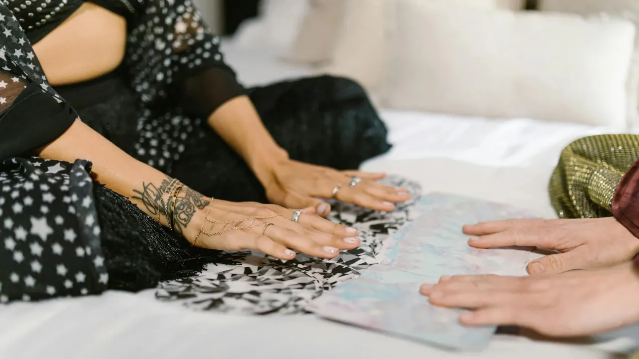 Гороскоп на 5 березня 2025 року за картами Таро для всіх знаків Зодіаку 