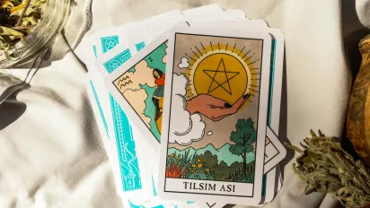 Гороскоп на 6 березня 2025 року за картами Таро для всіх знаків Зодіаку - фото