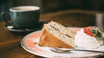 Ніжна й ароматна пісна випічка: 5 легких рецептів - фото