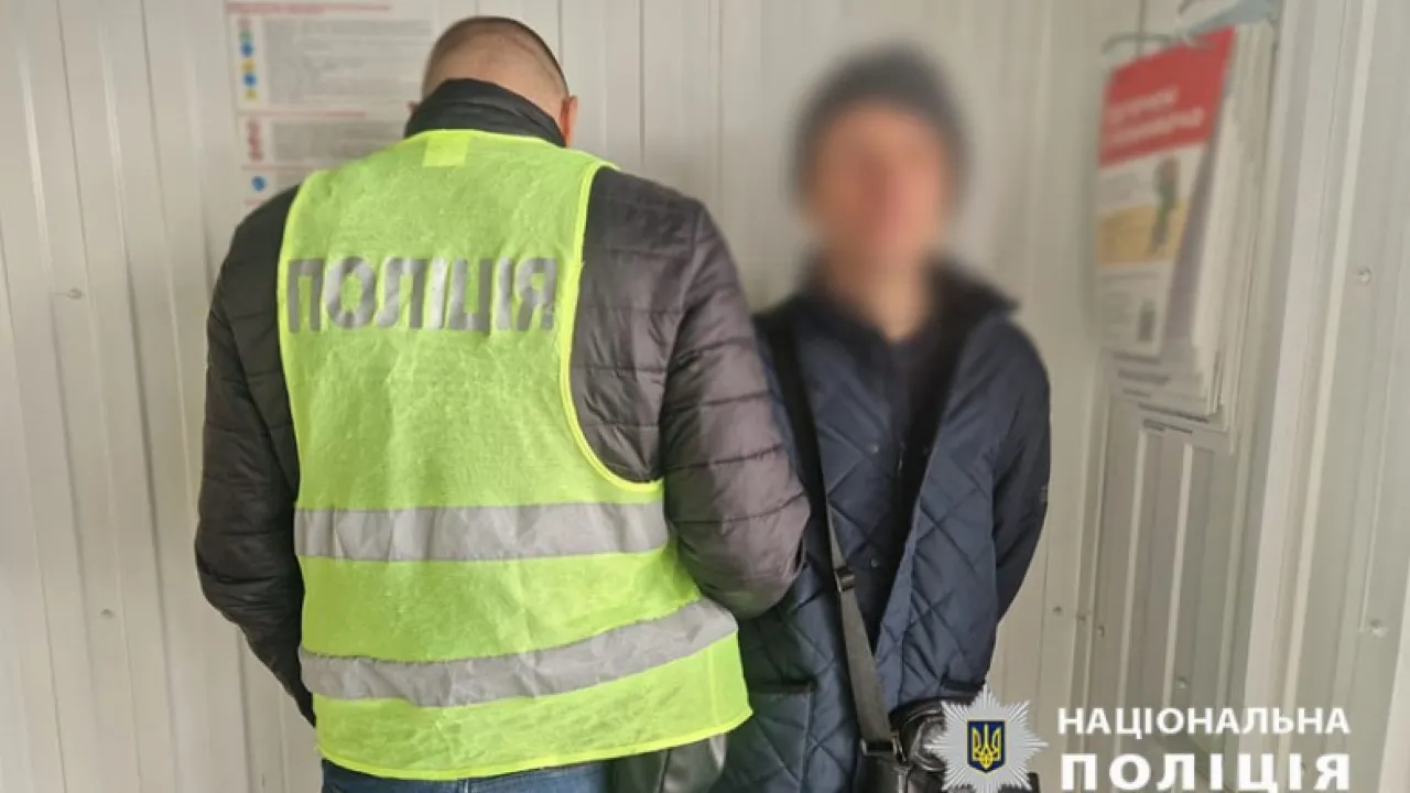 У Києві в під’їзді будинку застрелили чоловіка 