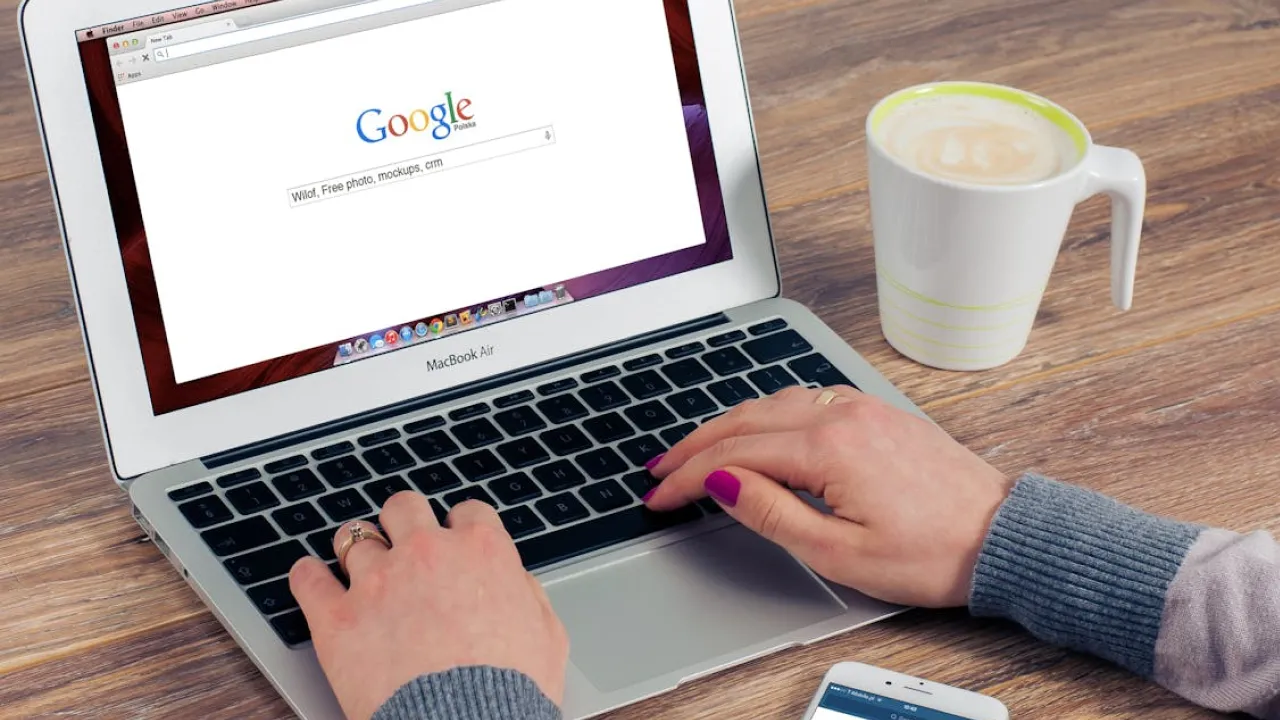 Google офіційно позбавляється від "Асистента" на користь чогось крутішого 