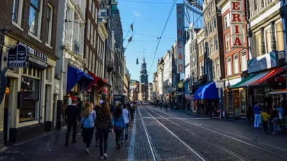 Названо найкраще гастрономічне місто світу і це не Париж - фото