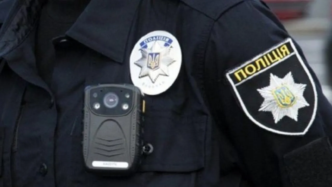 На Львівщині дівчата-підлітки побили хлопця з інвалідністю 