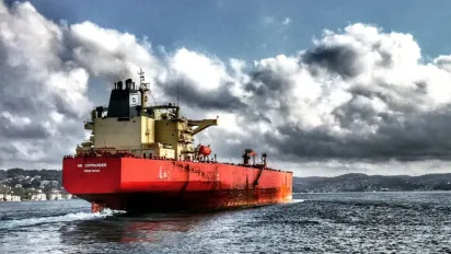 Німеччина відібрала у росії тіньовий танкер «Eventin», який працював на флот рф - фото