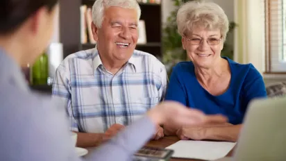 Яку пенсію отримають українці із середньою зарплатою: названо суму - фото