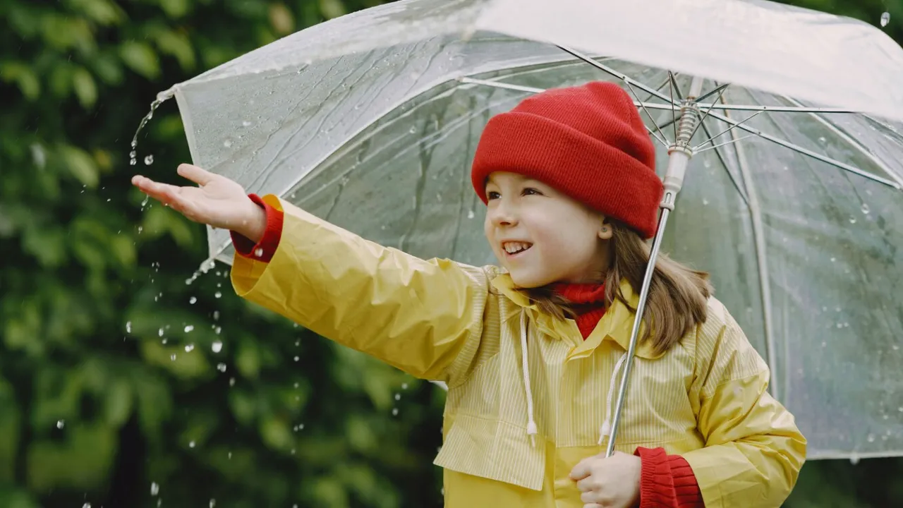 Кінець березня в Україні буде дощовим, але з весняним теплом: прогноз погоди на тиждень 