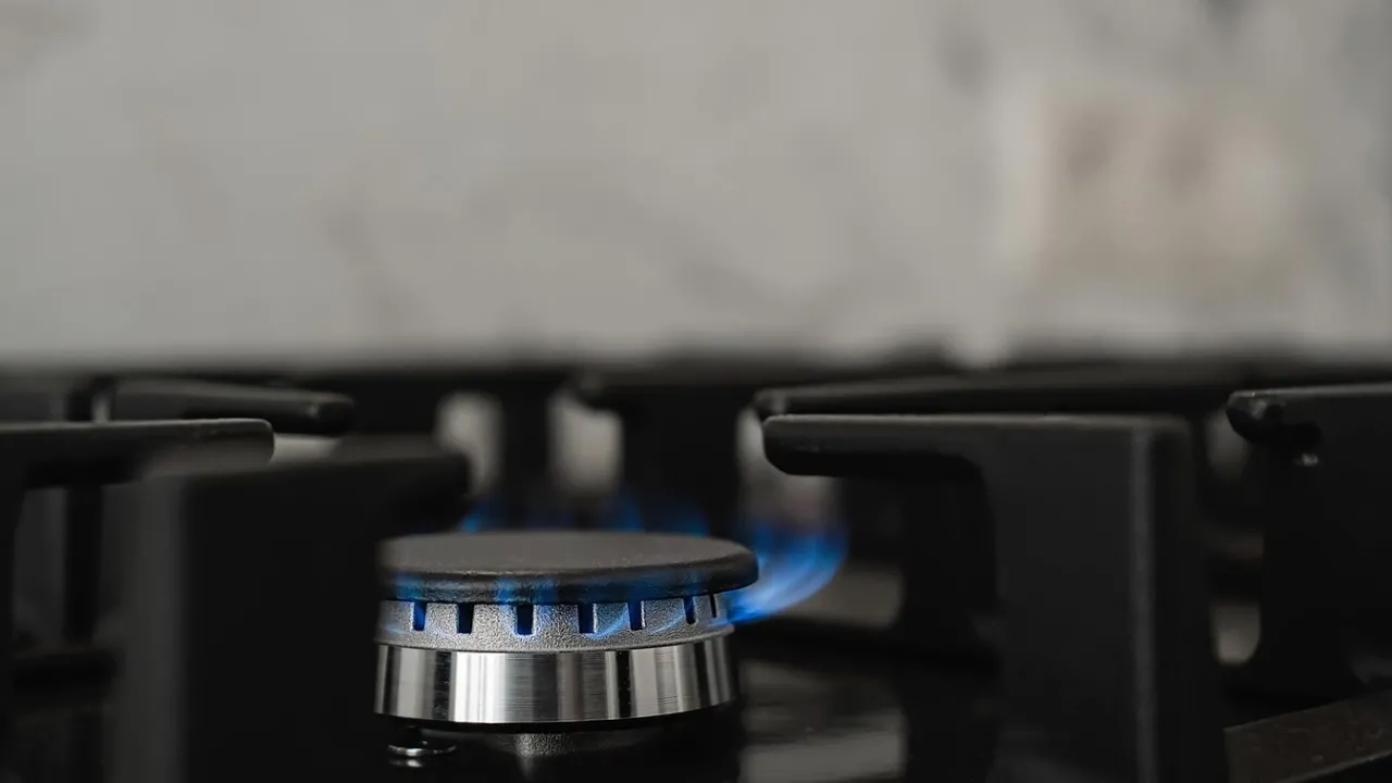 Тариф на газ в Україні з 1 квітня: скільки коштуватиме кубометр 