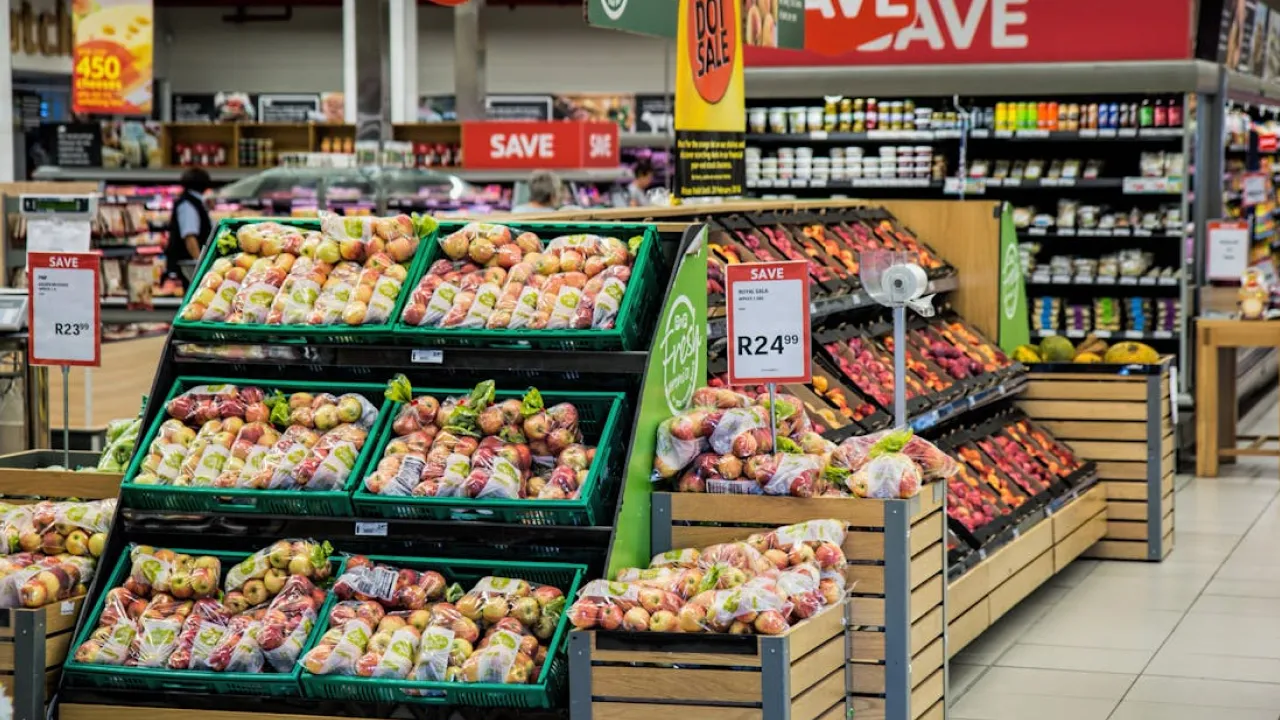 В Україні подорожчав продуктовий кошик: що і скільки коштує 