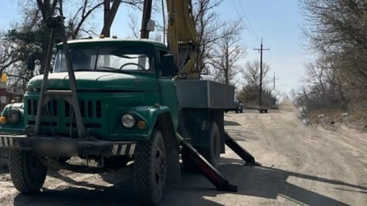 На Полтавщині працівника підприємства вбило струмом під час монтажних робіт 