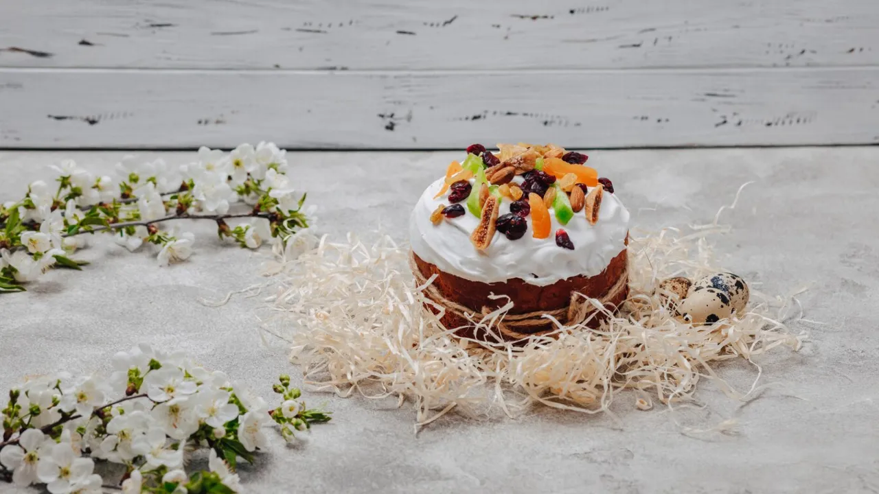 Три ідеальні рецепти паски: традиційна, шоколадна та бездріжджова 