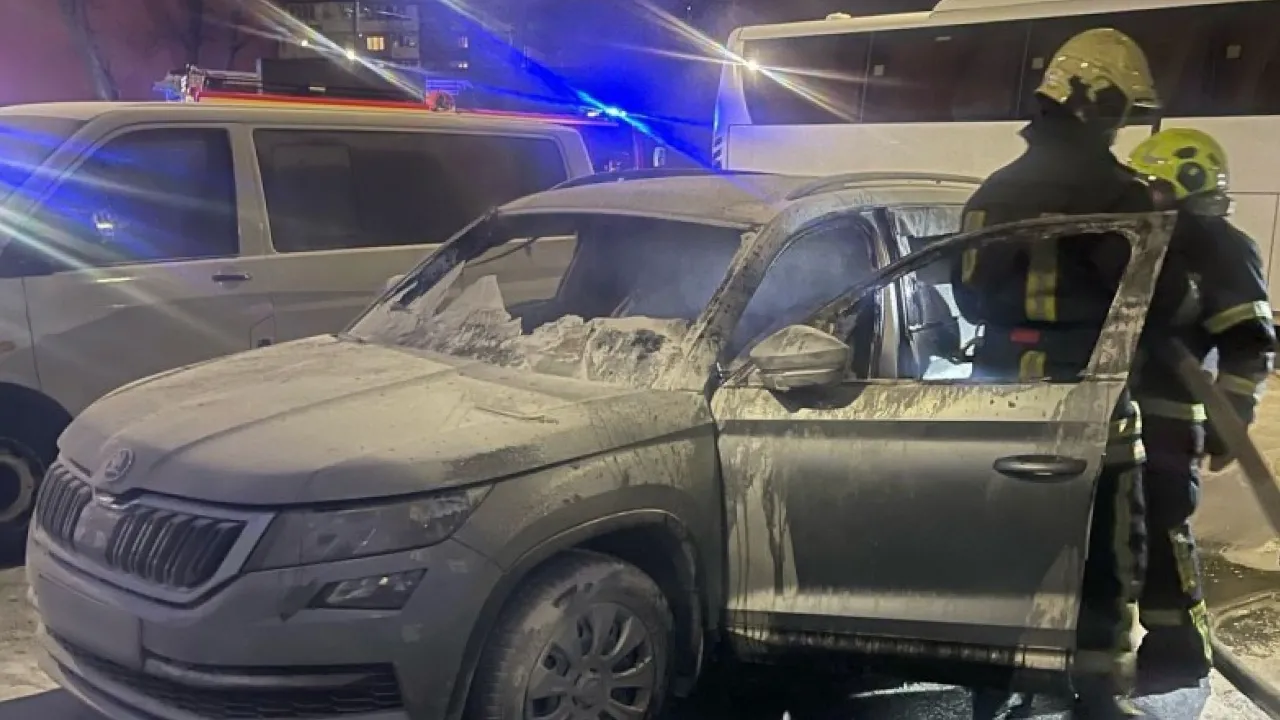 У Києві чоловік підпалив авто боса за звільнення з роботи 