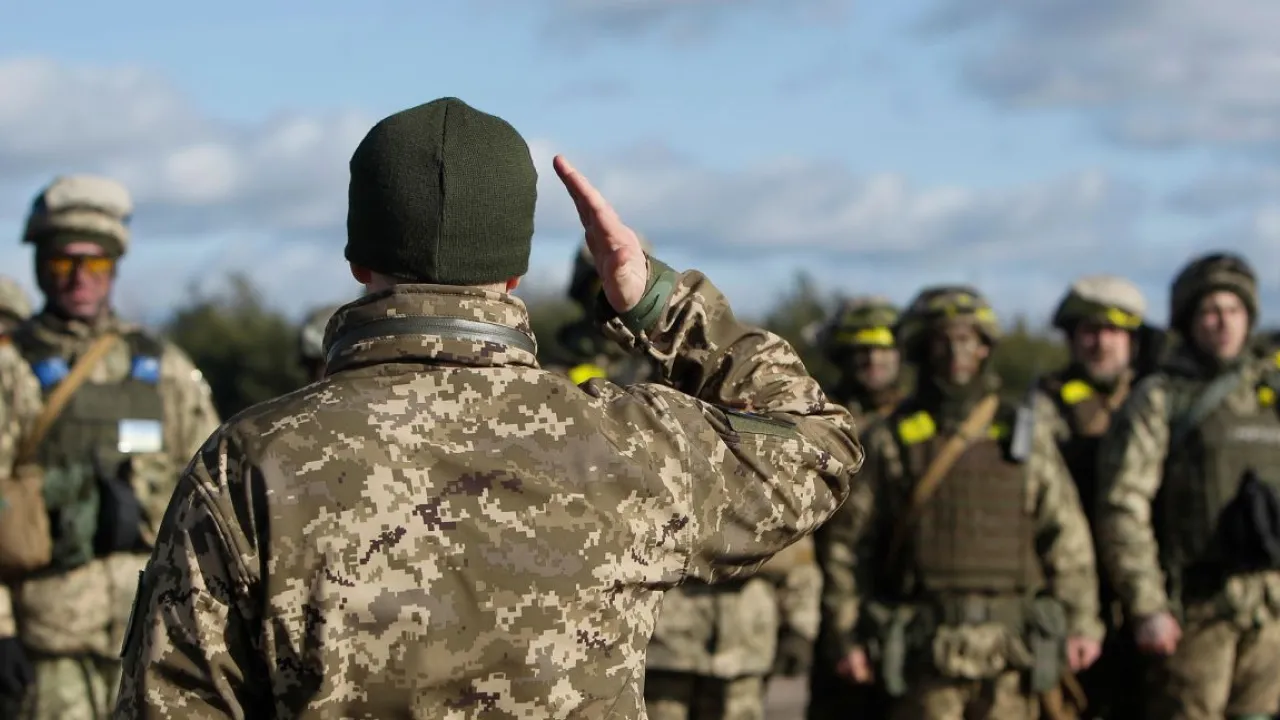 Коли можуть мобілізувати навіть з бронею: адвокат озвучила причини 