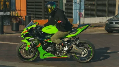 Кабмін змінив правила для водіїв мотоциклів та мопедів: що нового - фото