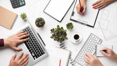 Названо знаки Зодіаку, які змінять роботу до кінця весни - фото