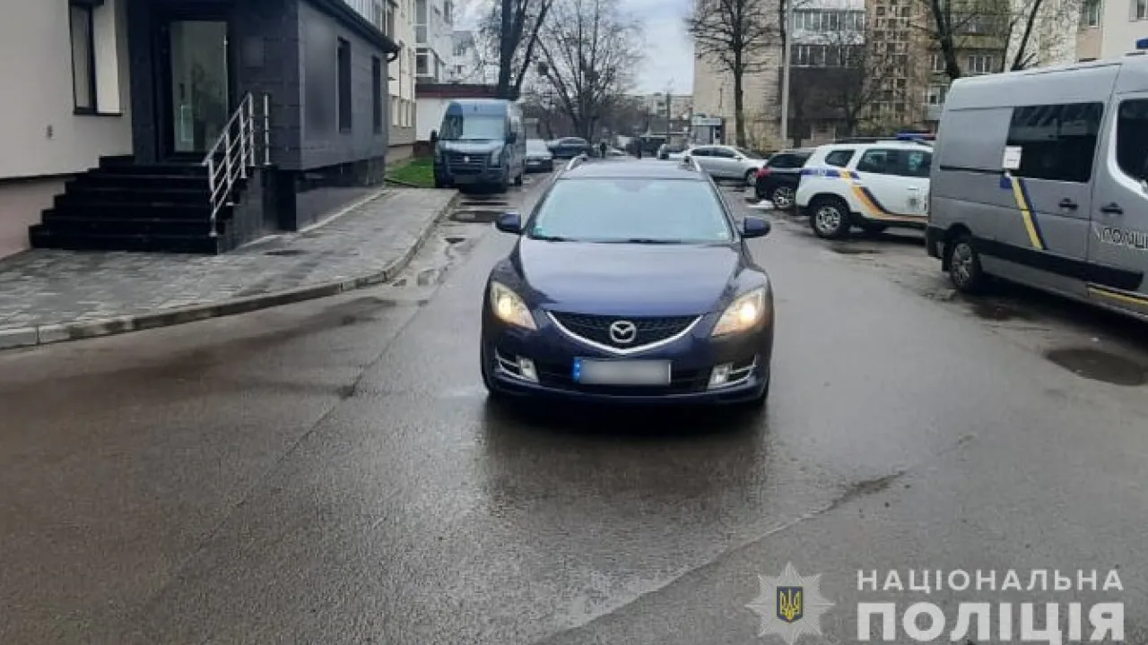 У Луцьку 3-річний хлопчик потрапив під колеса авто 