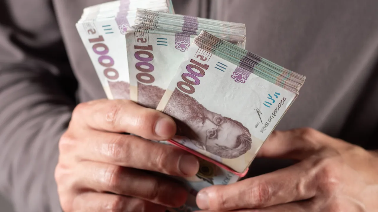 Допомога одиноким пенсіонерам: як отримати додаткові виплати від держави 