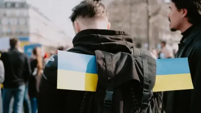 Демограф назвала, скільки українських чоловіків переховуються за кордоном від мобілізації - фото