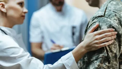 ВЛК "виліковують" непридатних: українцям масово переписують діагнози - фото