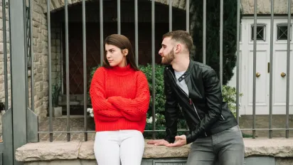 Як протистояти маніпуляціям: психолог пояснила, що робити, коли вами намагаються керувати - фото