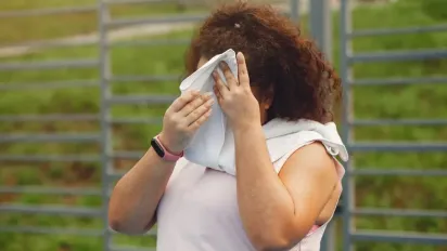 Піт без запаху: ефективні способи зберігати свіжість у спеку - фото