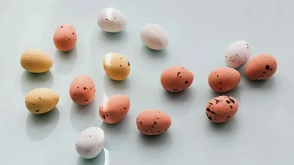 Що означають різні кольори крашанок на Великдень: пояснюємо просто і цікаво - фото