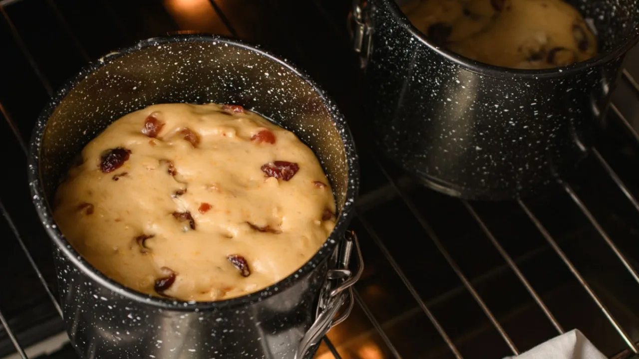 Рецепт паски без дріжджів: швидко, просто і дуже смачно — спробуйте 