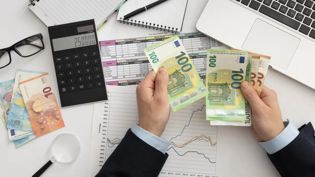 Мінімальні зарплати в ЄС у 2025 році: де заробляють найбільше 